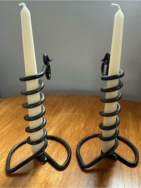 Set Of 2 Iron Spiral Candlestick Courting Candle Holder Country Primitive Decor